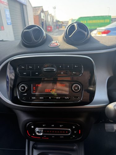 SMART FORTWO Coupe (453) 999cc — photo 4
