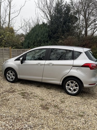 FORD B-MAX (JK) 998cc — photo 6