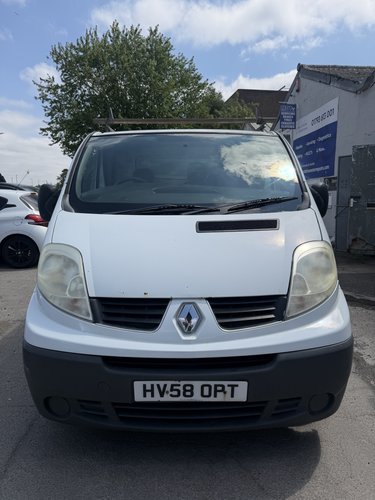 RENAULT TRAFIC II Van (FL) 1995cc — photo 6