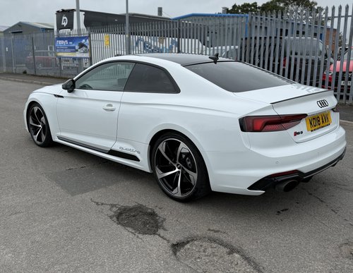AUDI RS5 — photo 6