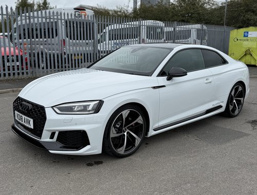 AUDI RS5 — photo 7
